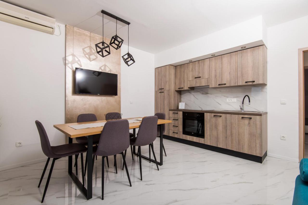 Euroholiday Apartments ตูรันญ์ ภายนอก รูปภาพ