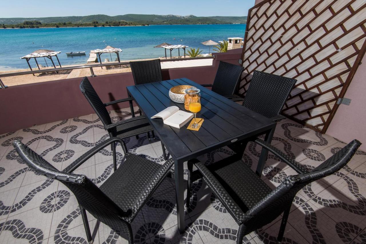 Euroholiday Apartments ตูรันญ์ ภายนอก รูปภาพ