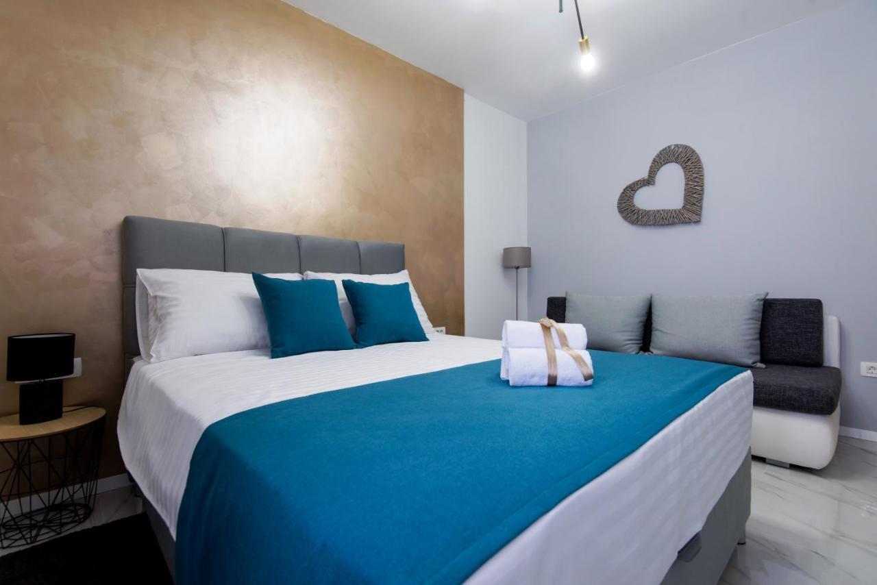 Euroholiday Apartments ตูรันญ์ ภายนอก รูปภาพ
