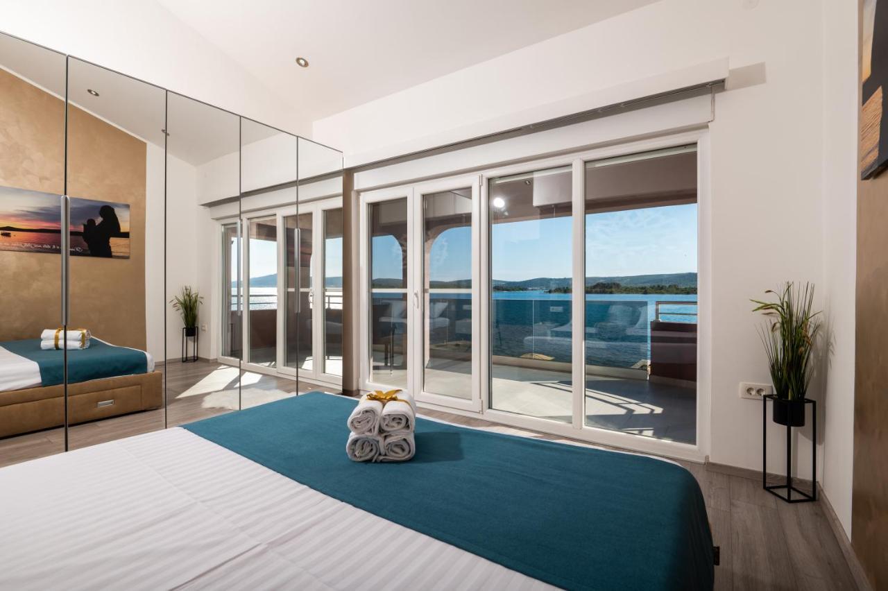 Euroholiday Apartments ตูรันญ์ ภายนอก รูปภาพ