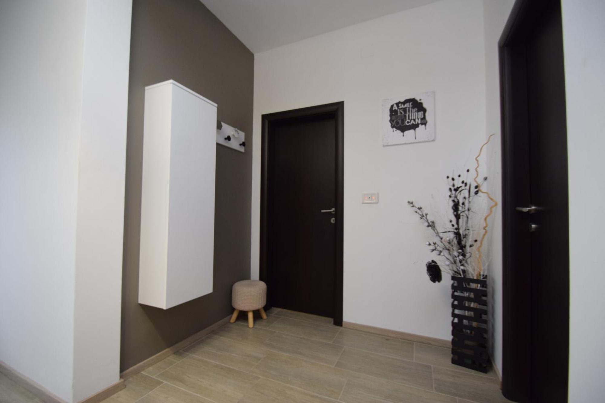 Euroholiday Apartments ตูรันญ์ ภายนอก รูปภาพ