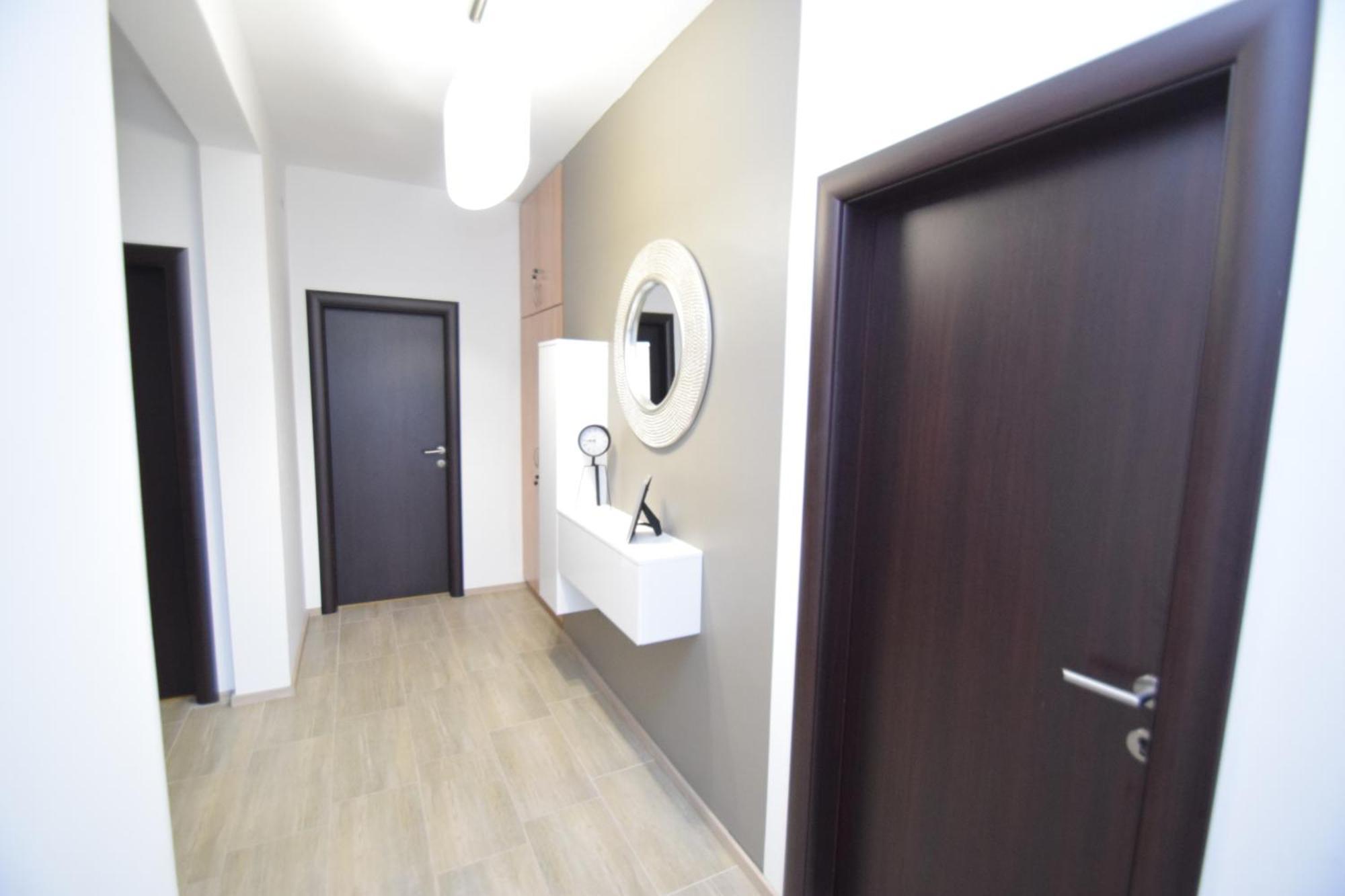 Euroholiday Apartments ตูรันญ์ ภายนอก รูปภาพ