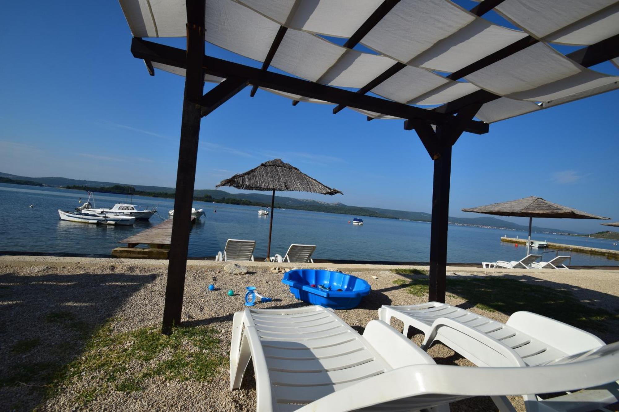 Euroholiday Apartments ตูรันญ์ ภายนอก รูปภาพ