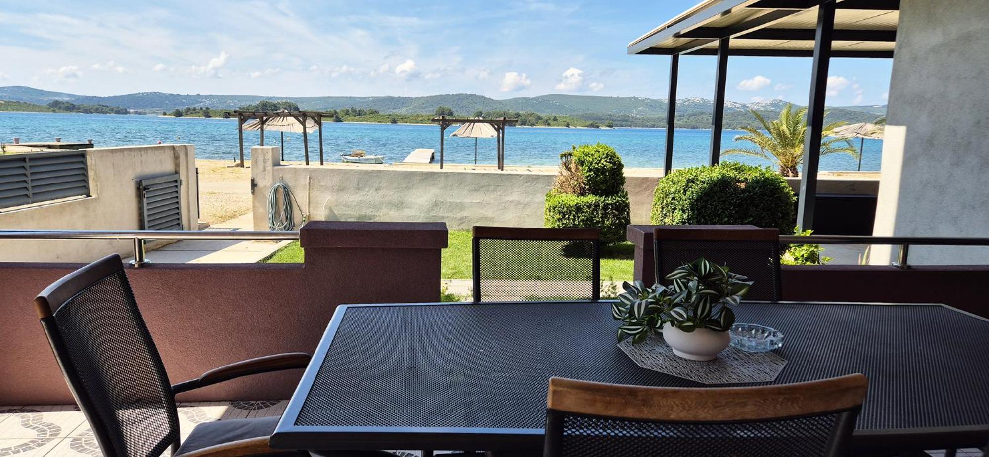 Euroholiday Apartments ตูรันญ์ ภายนอก รูปภาพ